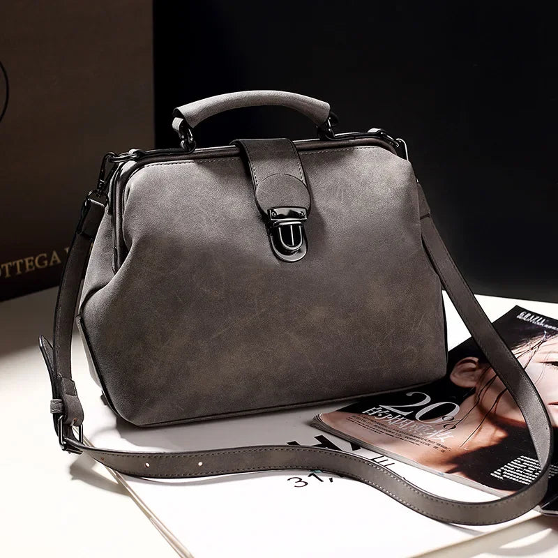 Drune | Luxuriöse Vintage-Inspirierte Handtasche mit Metallschnalle