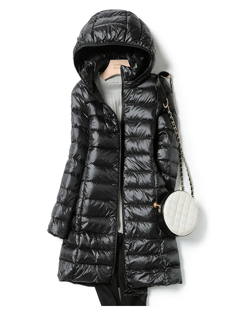 Drune | Leichte Damen-Daunenjacke mit Abnehmbarer Kapuze