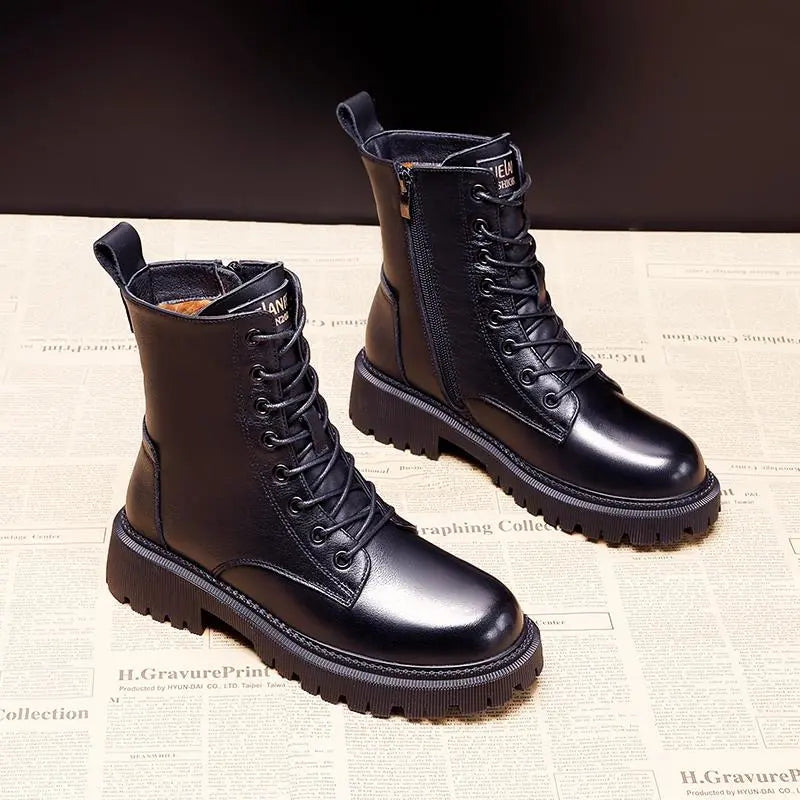 Drune | Schwarze Winterstiefel für Damen