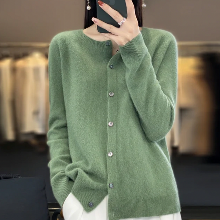 Drune | Klassische Wollstrickjacke