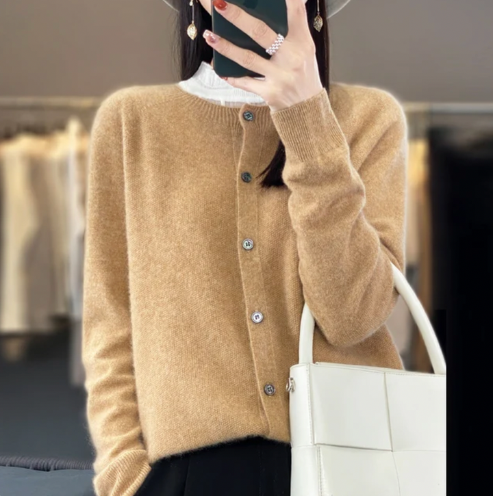 Drune | elegante Damenstrickjacke für ultimativen Komfort
