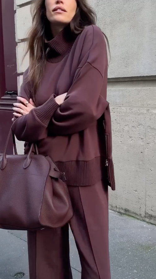 Drune | Bequemes Damen Satz mit Strukturiertem Sweatshirt und Hose