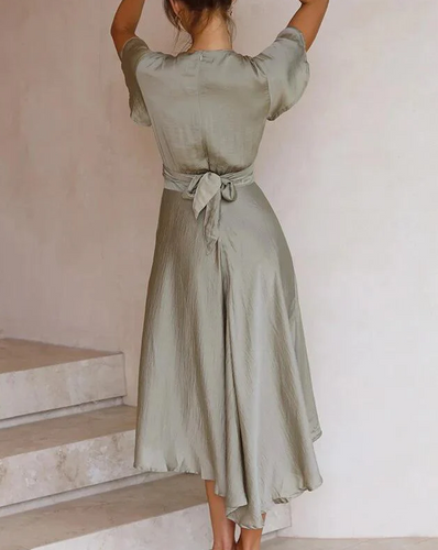 Drune | Elegantes V-ausschnitt Kleid Mit Schmetterlingsärmeln
