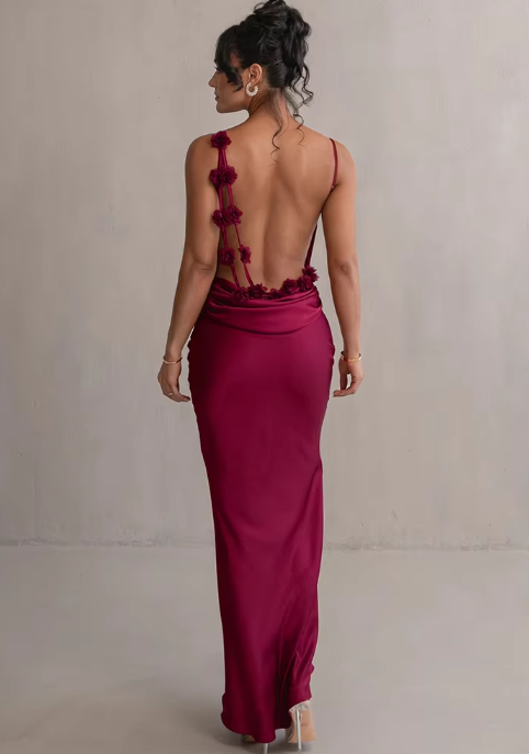 Drune | Modisches Florales Kleid Mit Drapiertem Rückenausschnitt