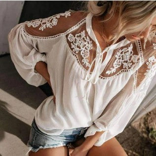 Drune | T-Shirt aus Flüsternder Spitze
