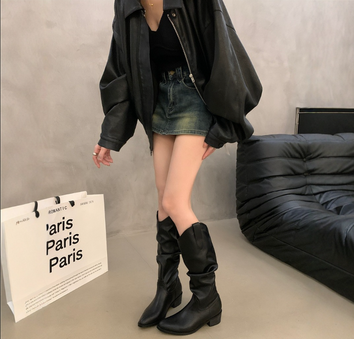 Drune - Vintage-Stiefel aus Wildleder mit Rüschen