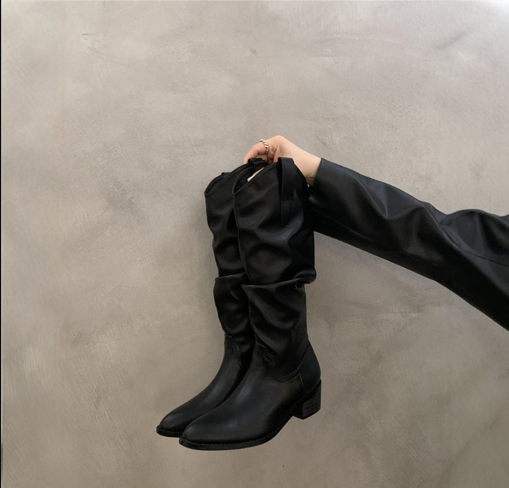 Drune - Vintage-Stiefel aus Wildleder mit Rüschen