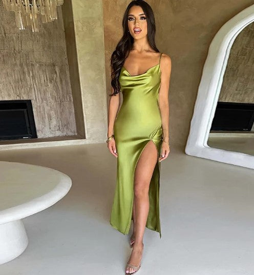 Drune | Weißes Satin-Maxikleid mit Spaghettiträgern