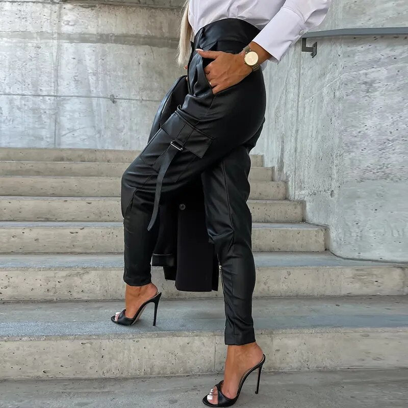 Drune | Moderne vegane Lederhose mit