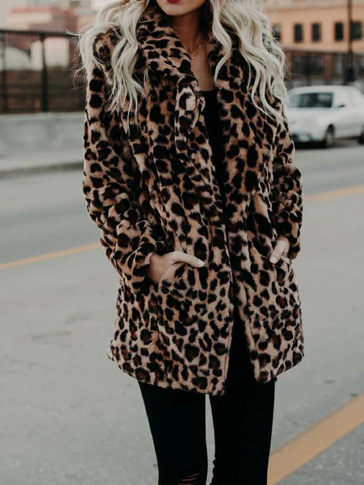 Drune | Mantel - Kunstpelz - Legere Passform - Leopardenmuster - Mittellang Schicker Look
