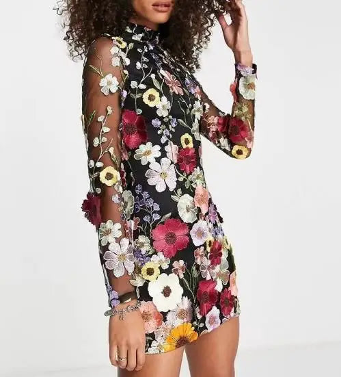 Drune - Dreidimensionales Blumenkleid