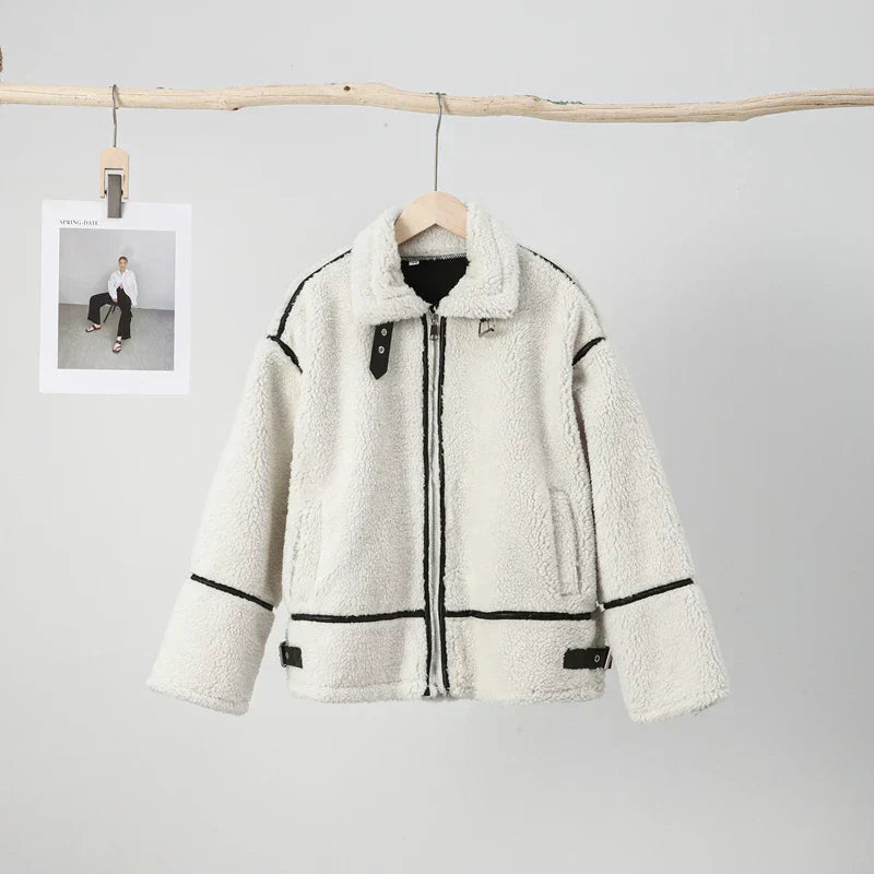 Drune | Lässiger Lambswool Mantel