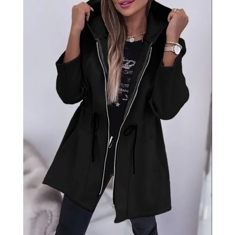Drune | Frühlingsjacke mit Kapuze und Plissiertem Bund