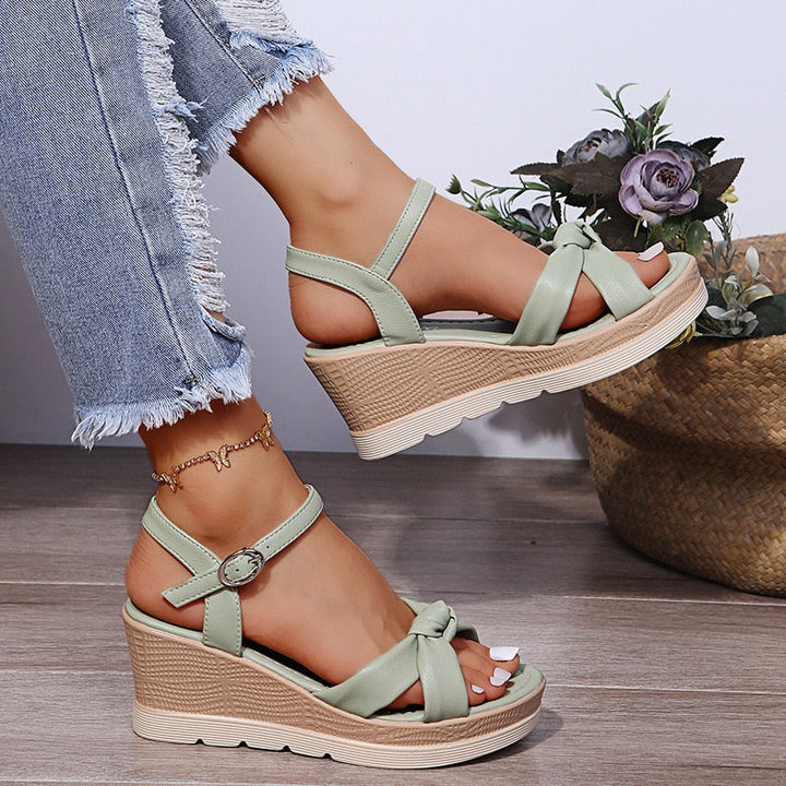 Drune | Orthopädische Sandalen für Frauen