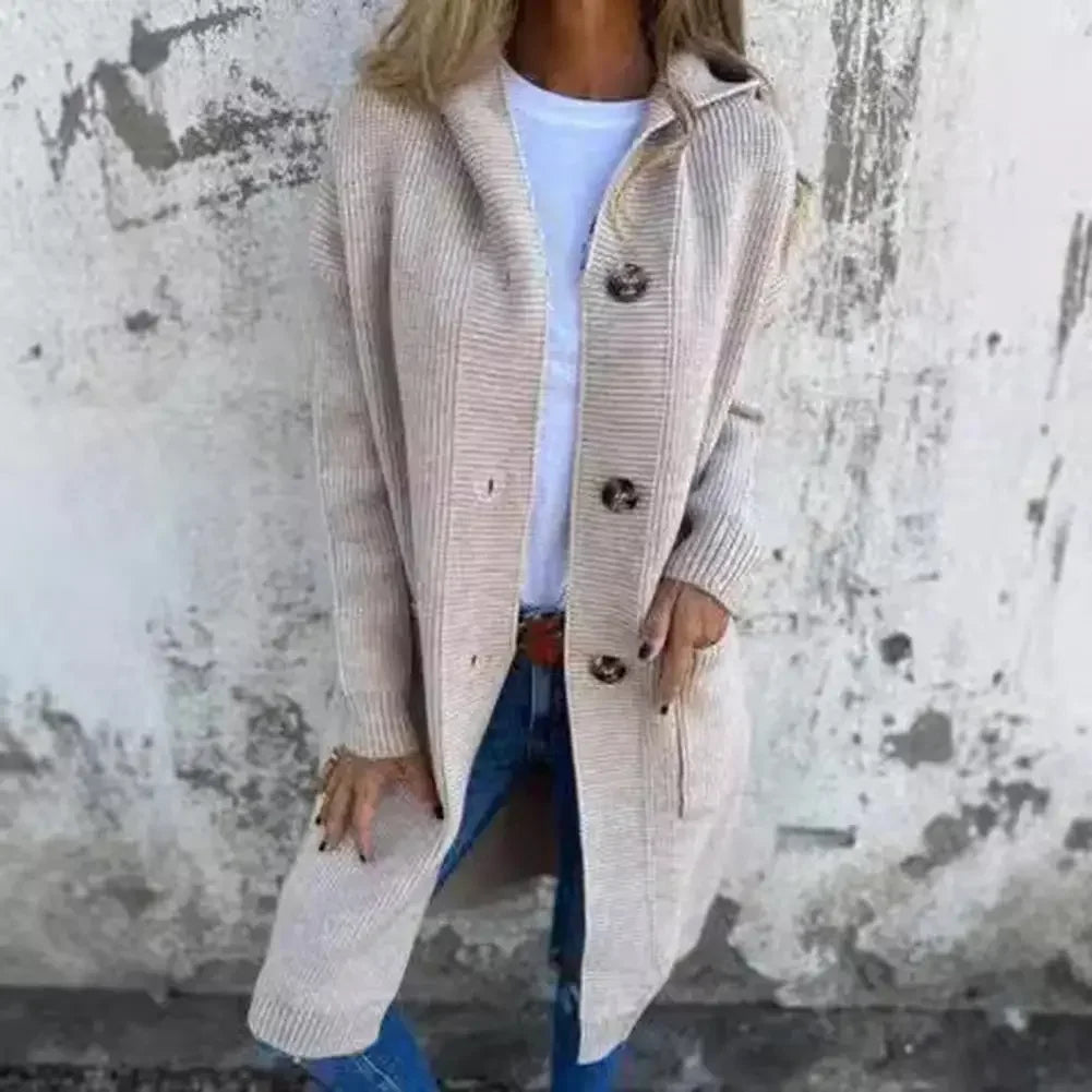 Drune | Langer Knopf Cardigan