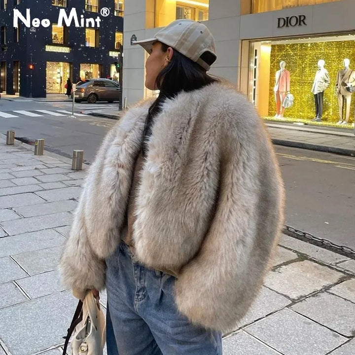 Drune | Eleganter und bequemer kurzer Damenmantel aus Kunstleder