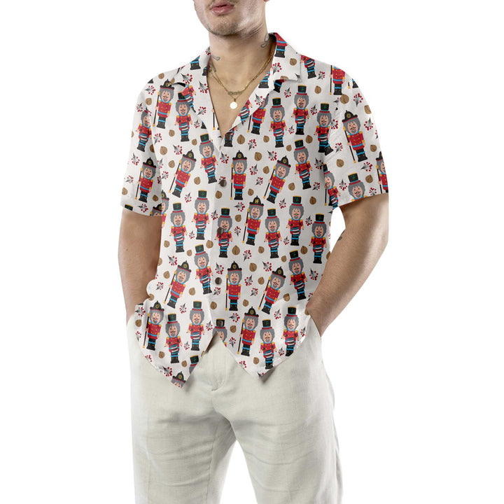 Drune | Nahtloses Weihnachtsmuster mit Nussknacker Weihnachts-Hawaiian-Shirt