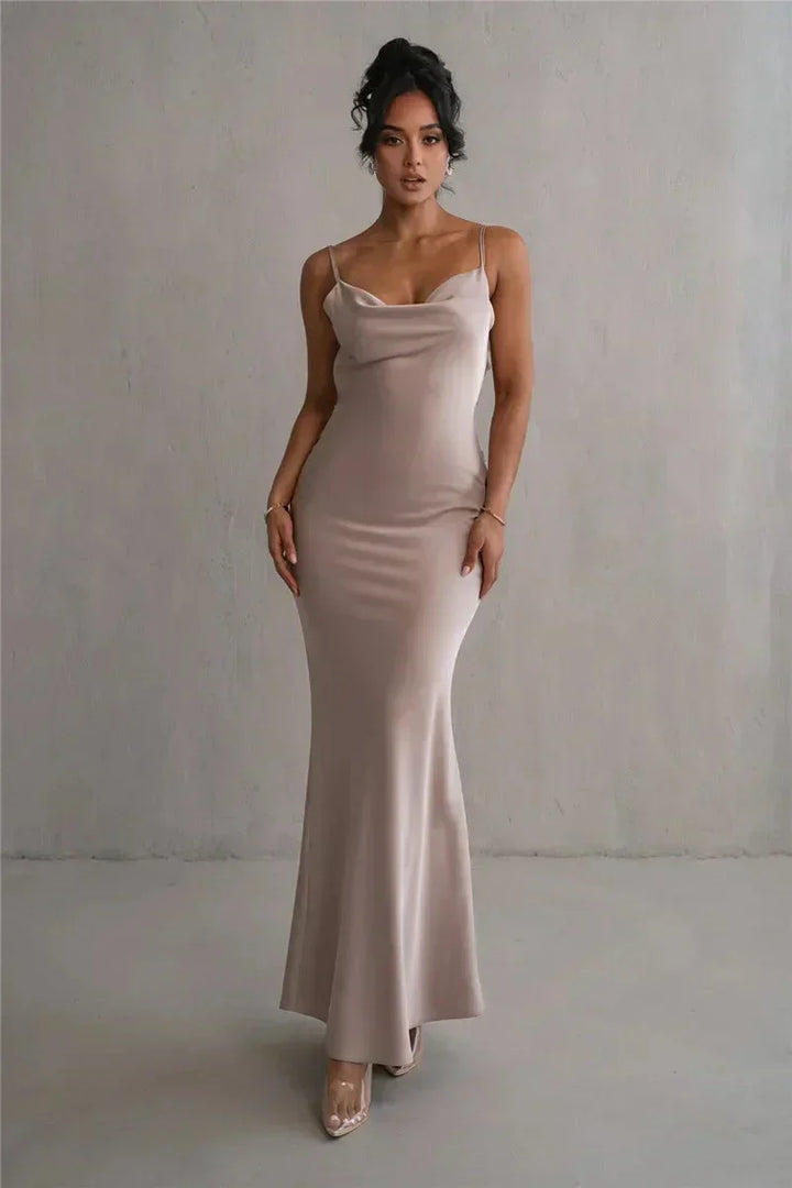 Drune | Satin Kleid mit Blumen