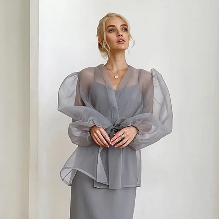 Drune | Durchsichtige Organza-Bluse mit Bindegürtel