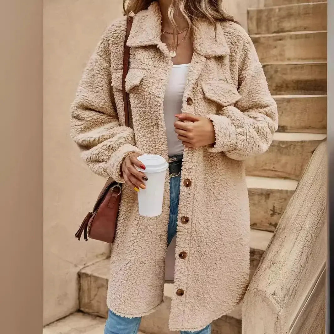 Drune | Bequeme Teddy Jacke mit Knopfleiste & Brusttaschen