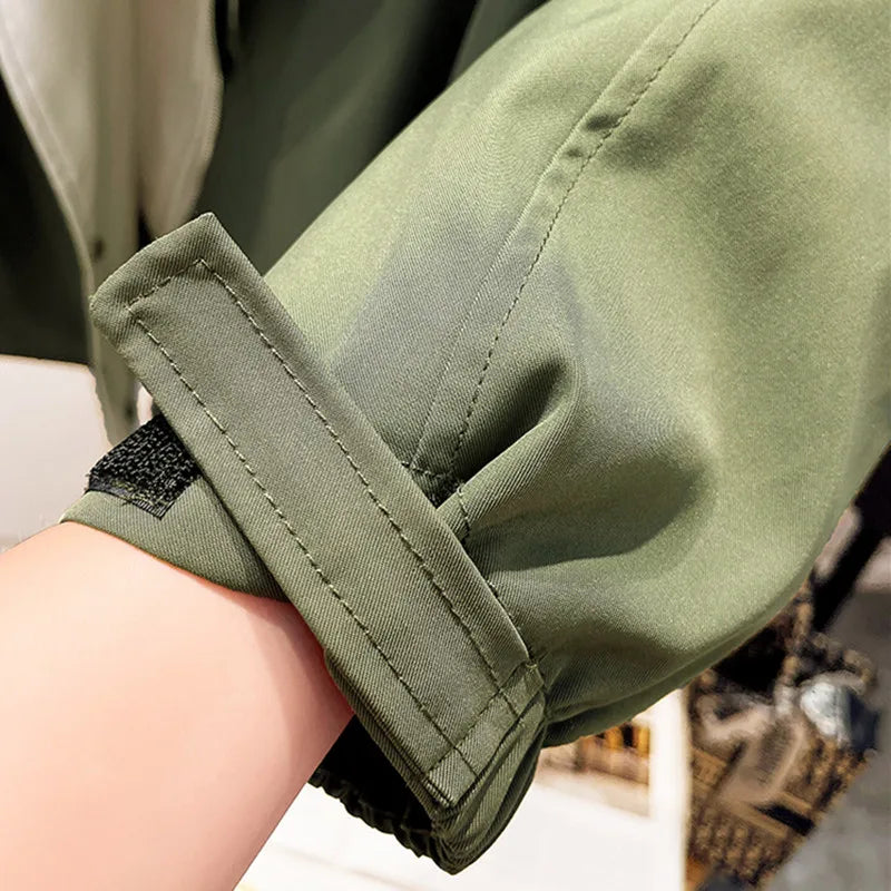 Drune | Eleganter grüner Trenchcoat für Damen in der Übergangssaison