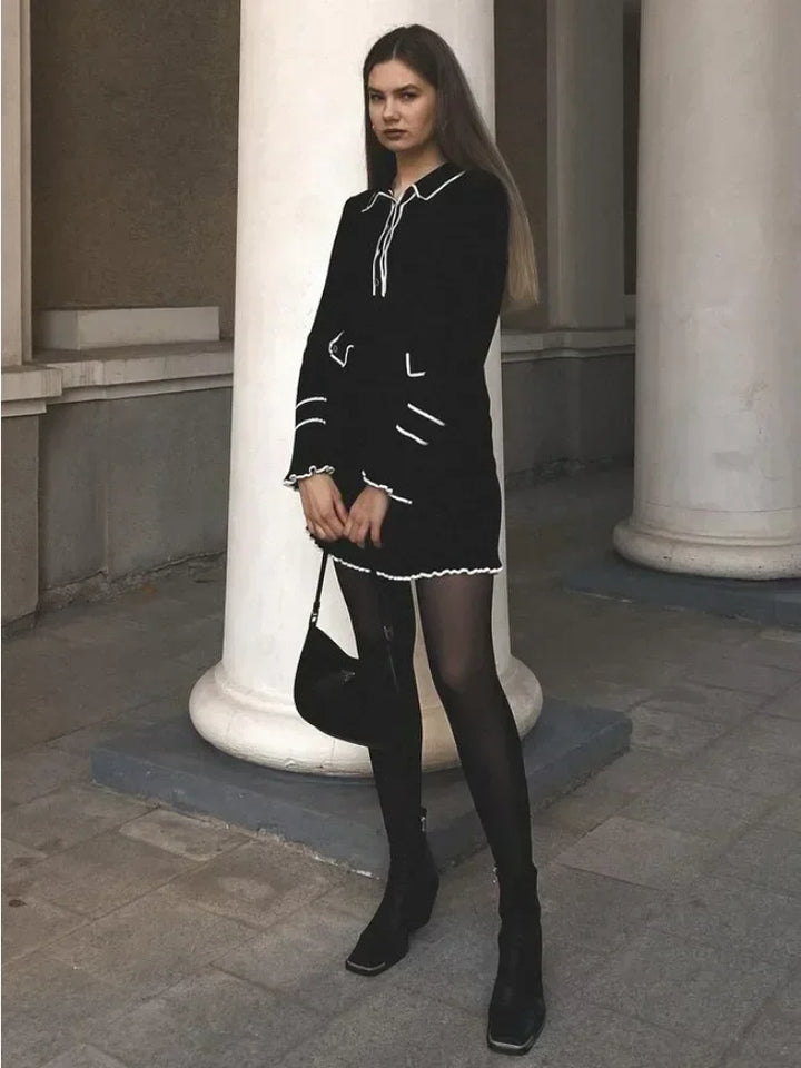 Drune | Langärmeliges Kleid mit Strickkragen und Rüschen