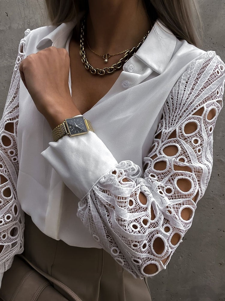 Drune - Lässige Bluse mit Spitzenärmeln