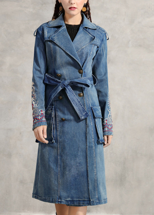 Drune | Blaue Peter-Pan-Kragen Taschen Gestickte Doppelbrust Gürtel Baumwoll-Denim-Trenchcoats