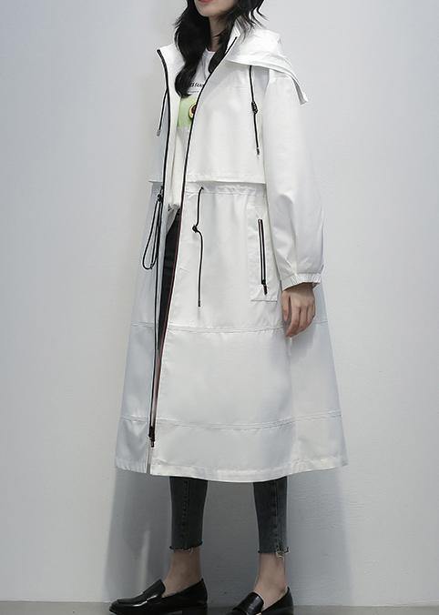 Drune | Kapuzenjacke mit Reißverschluss für Damen weiße kurze Mäntel