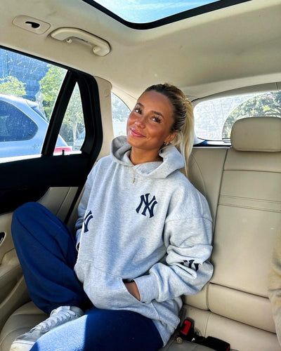 Damen NY Oversized Hoodie Mit Modernem Stil