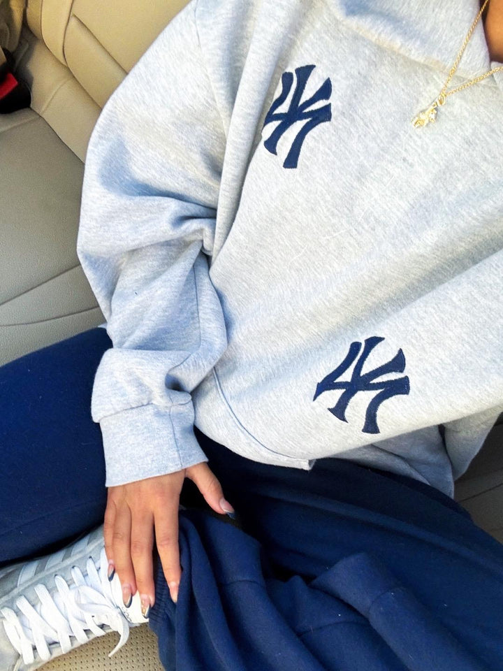 Damen NY Oversized Hoodie Mit Modernem Stil