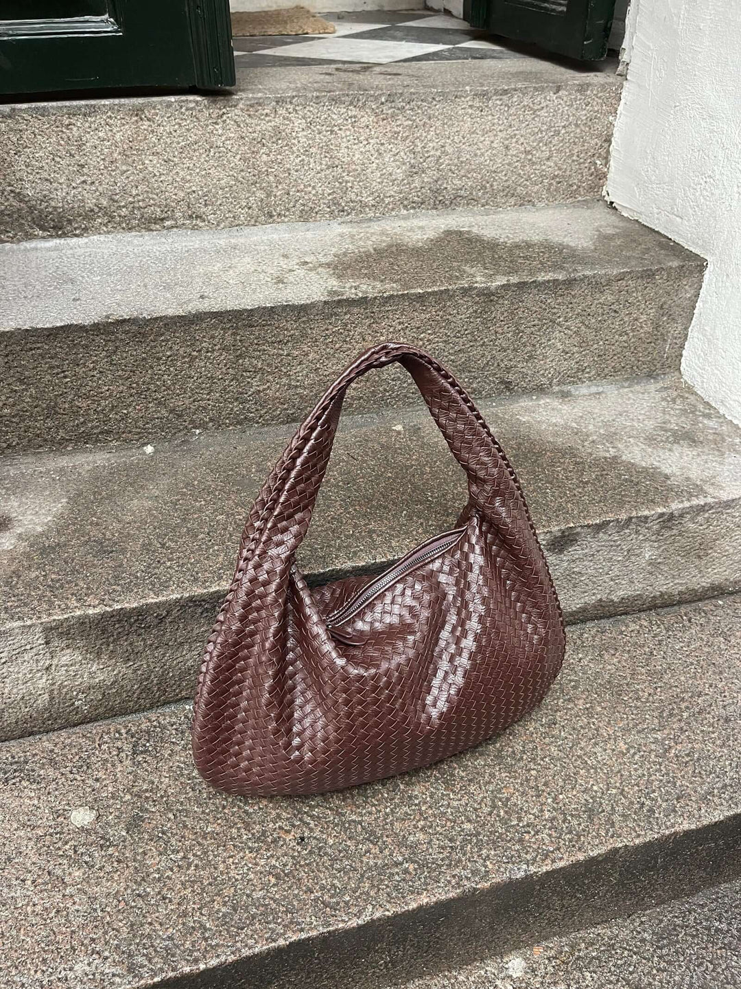 Drune - Vintage Umhängetasche damen | Geflochtene Handtasche mit Reißverschluss im Sale