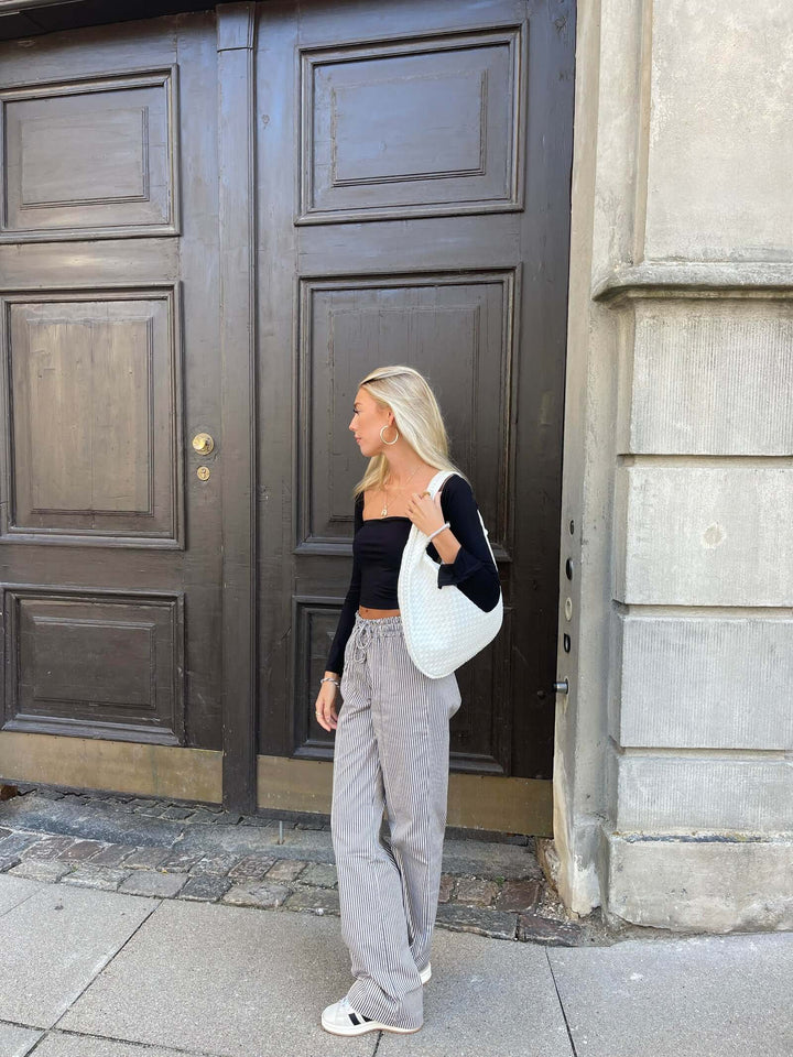 Drune | Schultertasche Damen - elegante und geräumige Ledertasche
