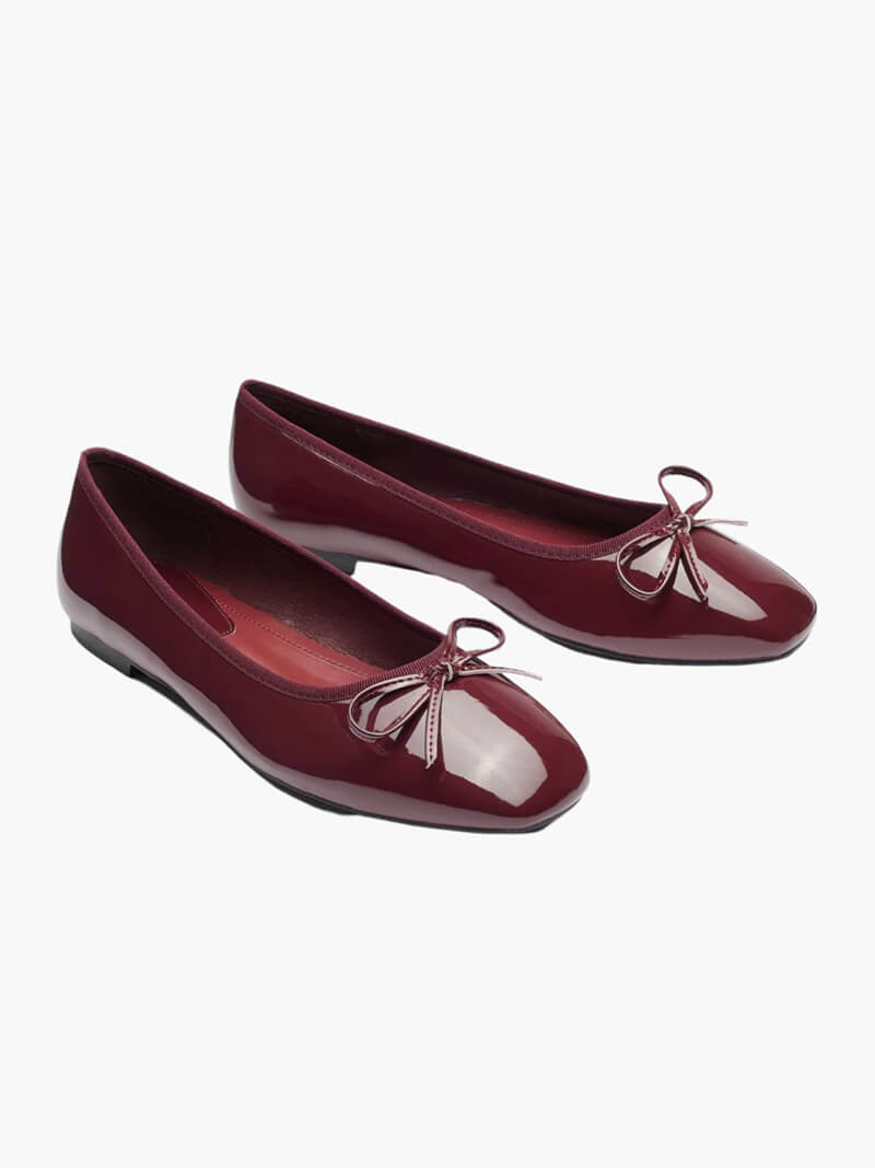 Drune | Ballerinas Mit Glänzender Lederverarbeitung Und Charmanter Schleife