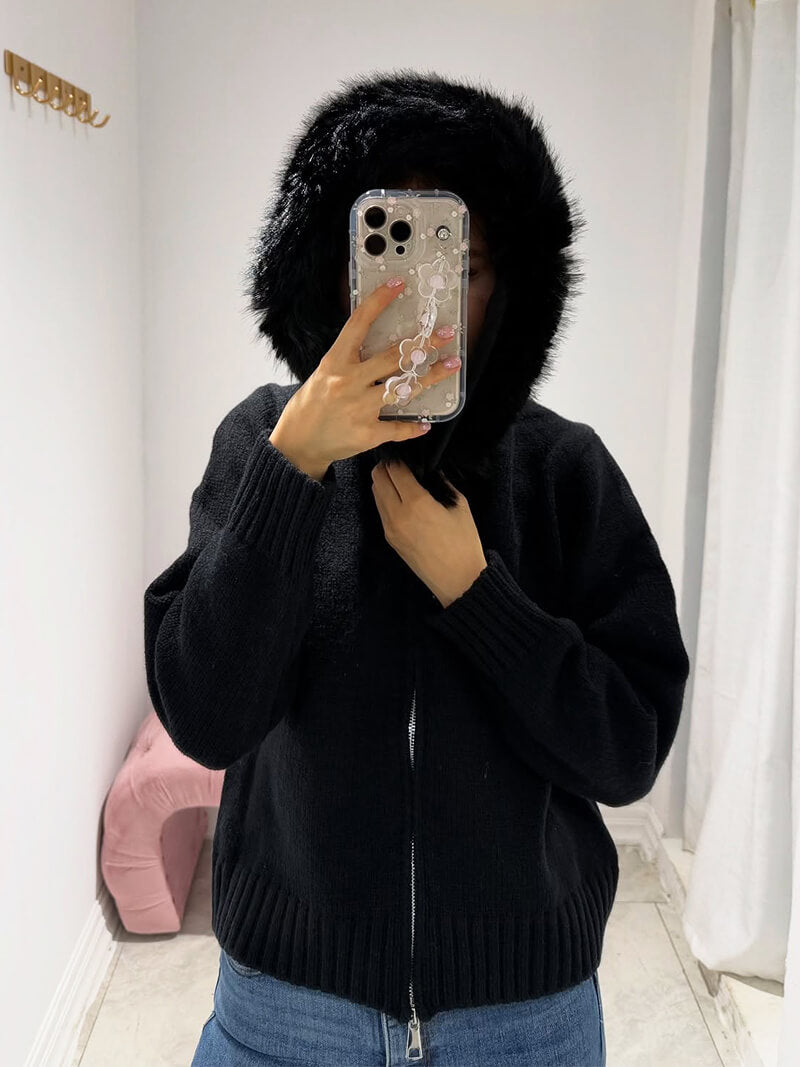 Drune | Strickjacke Grau mit Kapuze und Kunstpelz Warme Winterjacke