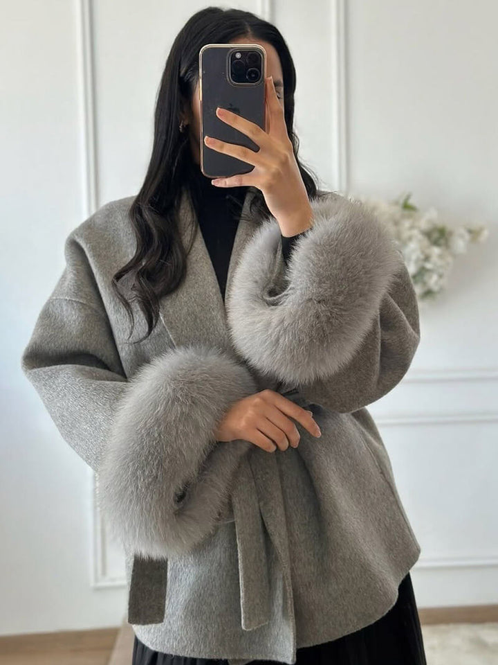 Drune | Mantel mit Kunstfellbesatz Eleganter Winter Kurzmantel