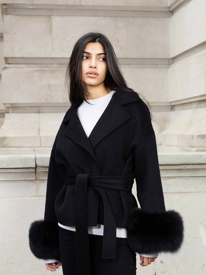 Drune | Mantel mit Kunstfellbesatz Eleganter Winter Kurzmantel