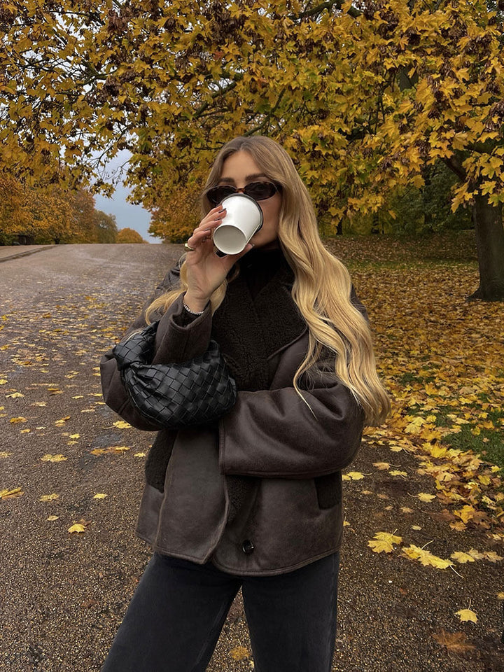 Drune | Stilvolle Jacke mit Kunstleder und Fleece Details