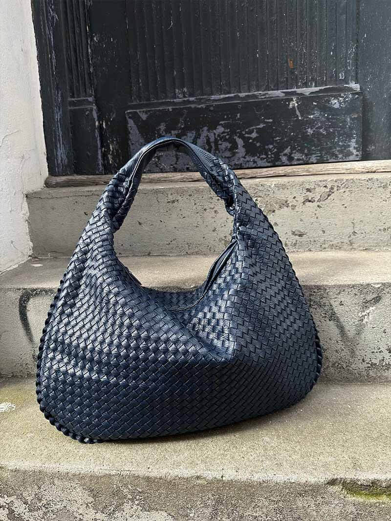 Drune | Schultertasche Damen - elegante und geräumige Ledertasche