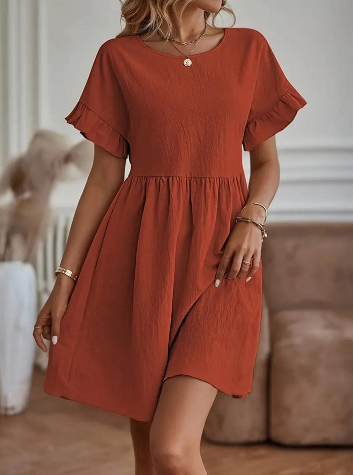 Drune | Loose Fit Kurze Ärmel Rüschenkleid Kurzes Kleid