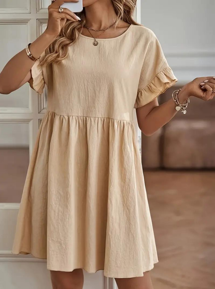 Drune | Loose Fit Kurze Ärmel Rüschenkleid Kurzes Kleid