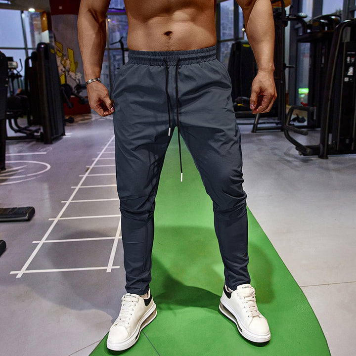 Drune | Jogginghose - Slim Fit Trainingshose mit Kordelzug, Sporthose für Fitness & Freizeit