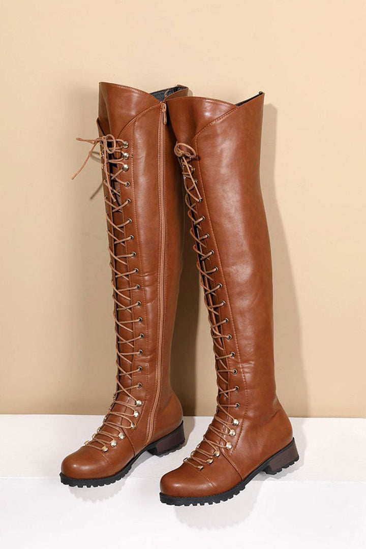 Drune | Over-The-Knee Stiefel mit Schnürsenkeln