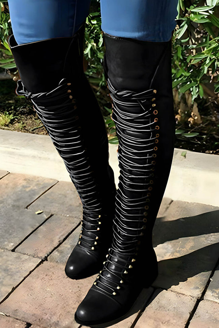 Drune | Over-The-Knee Stiefel mit Schnürsenkeln