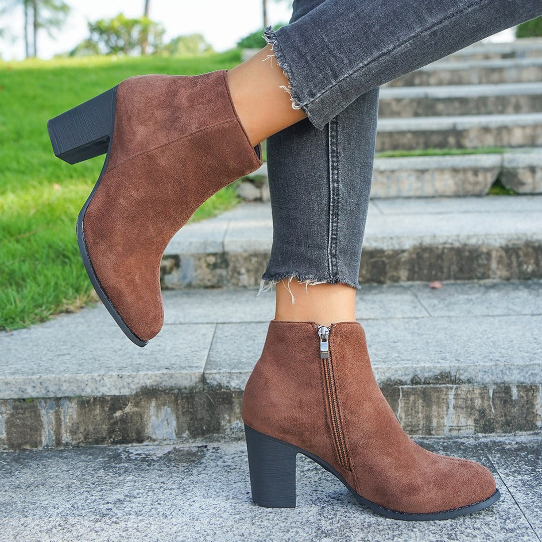 Drune | Wildleder Stiefeletten für Frauen – Schick & Bequem