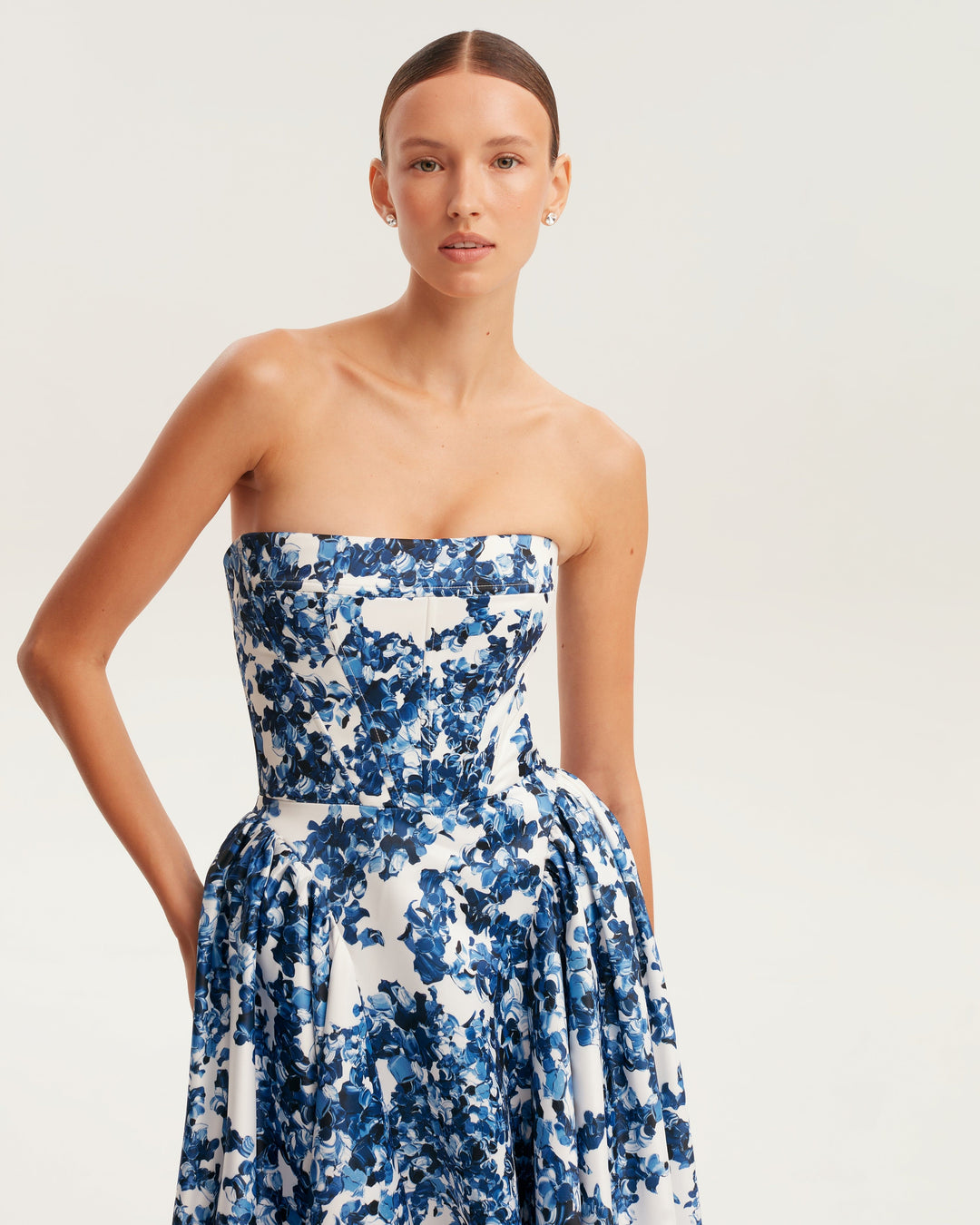 Drune | Porzellan Blumen Kleid