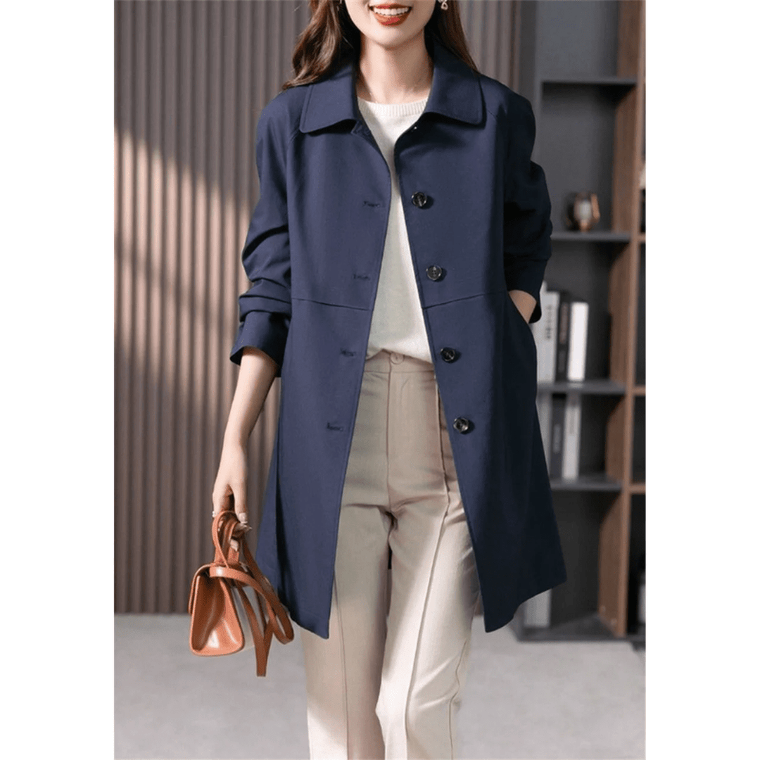 Drune | Maßgeschneiderter Damen Trenchcoat mit Klassischem Kragen