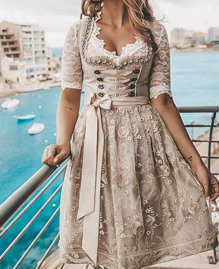 Drune | Tracht für Damen mit Schürze und Bluse