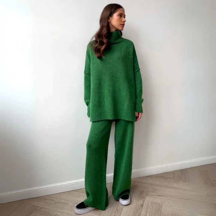 Drune | Übergröße Lounge-Set mit Rollkragenpullover und weiten Hosen