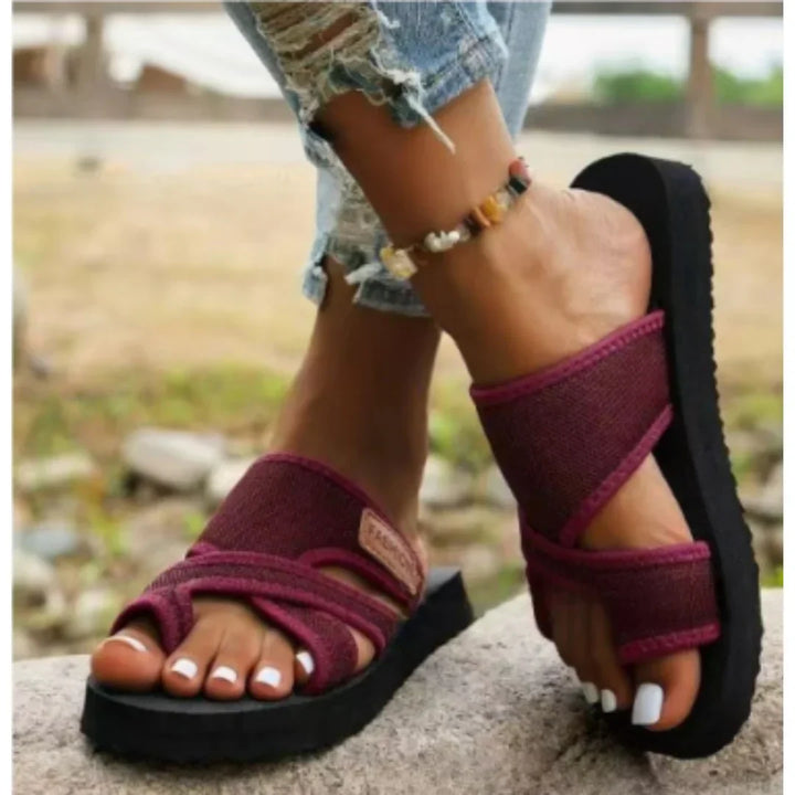 Drune | Lässige Riemchensandalen